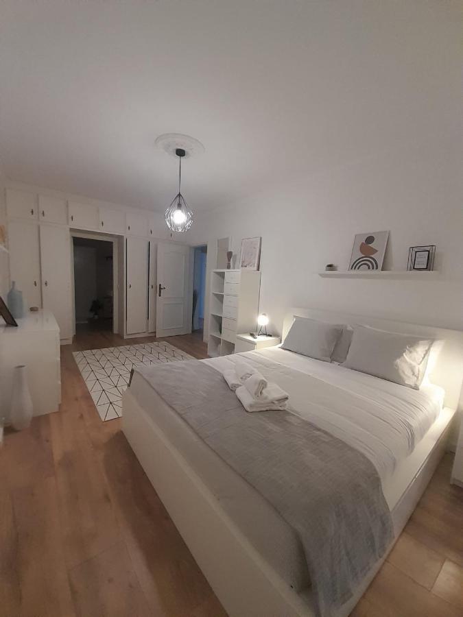 Amalia Rodrigues -Apartamento Com 3 Quartos Em Pleno Coracao De Ilhavo Exterior photo